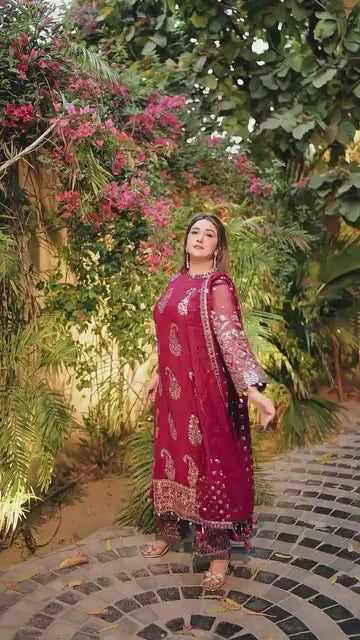 Amaya Magenta